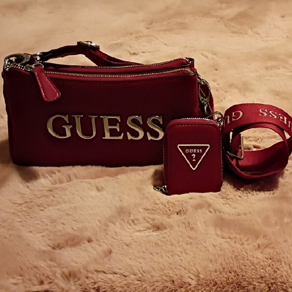 GUESS Vibrant Red Crossbody Bag and Card Holder Set
